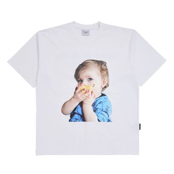 ÁO T-SHIRT BABY FACE PEAR-EATING BABY TRẮNG